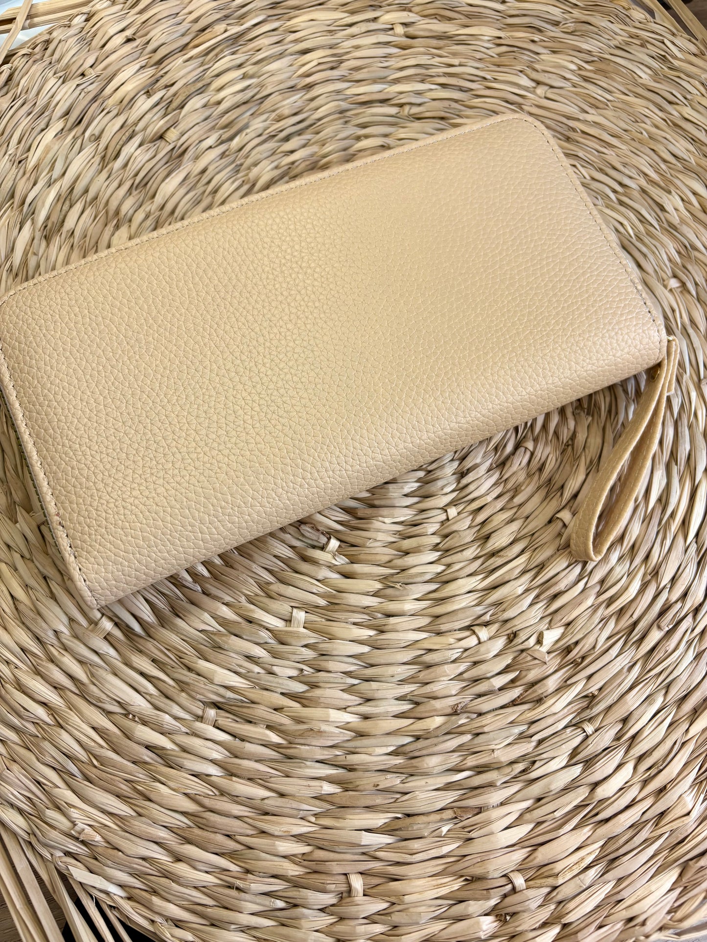 Porte feuille à fermeture éclair beige