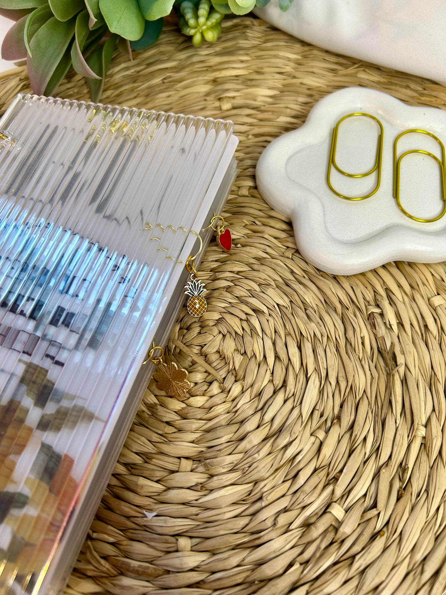 Gros trombones dorés