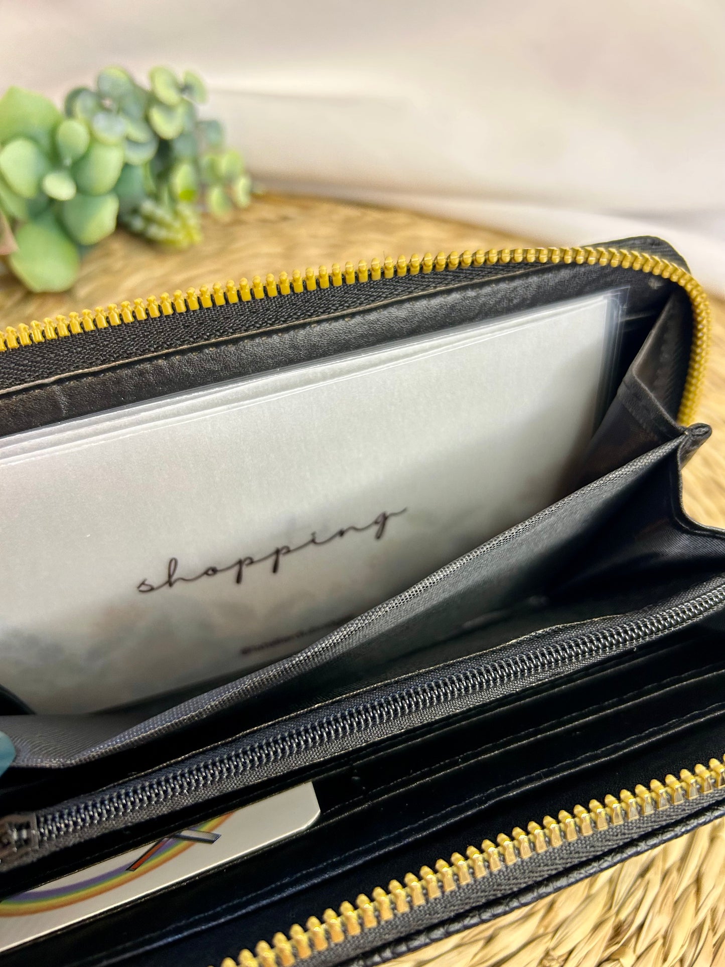 Enveloppes pour porte feuille en transparence